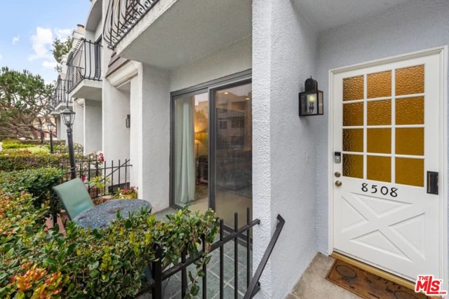 2 Bed Home for Sale in Playa del Rey, California