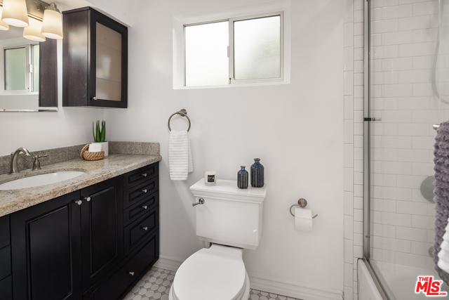 2 Bed Home for Sale in Santa Monica, California