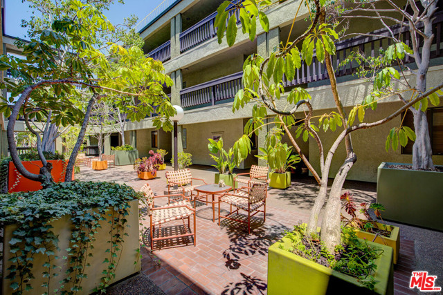 2 Bed Home for Sale in Los Angeles, California
