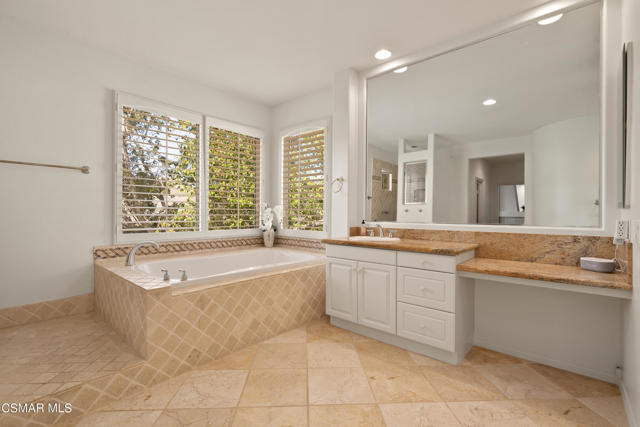 5 Bed Home for Sale in Thousand Oaks, California