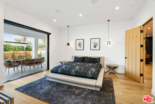 4 Bed Home for Sale in Encino, California