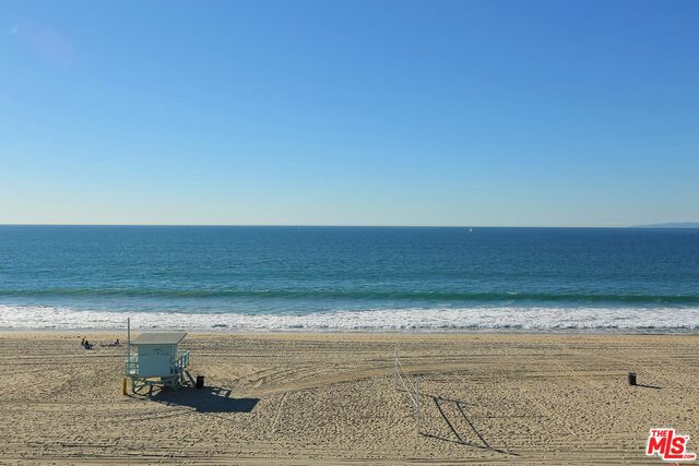 1600 ESPLANADE, Redondo Beach, California 90277, 3 Bedrooms Bedrooms, ,3 BathroomsBathrooms,Residential,Sold,ESPLANADE,17216260