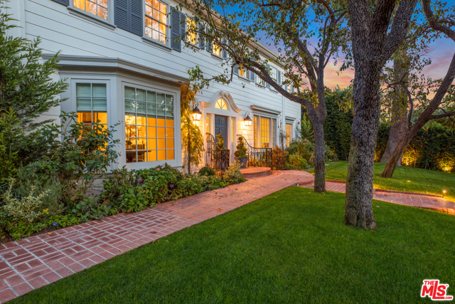5 Bed Home for Sale in Beverly Hills, California