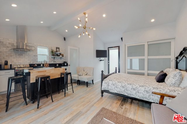 3 Bed Home for Sale in Studio City, California