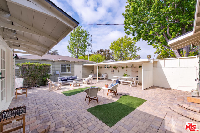 5 Bed Home for Sale in Santa Monica, California