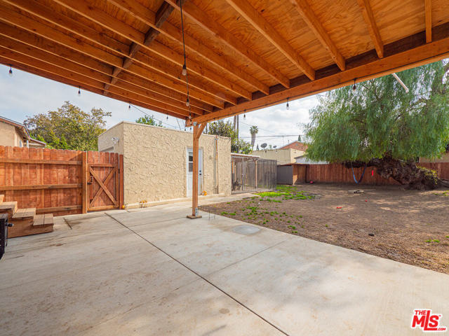 3 Bed Home for Sale in Compton, California