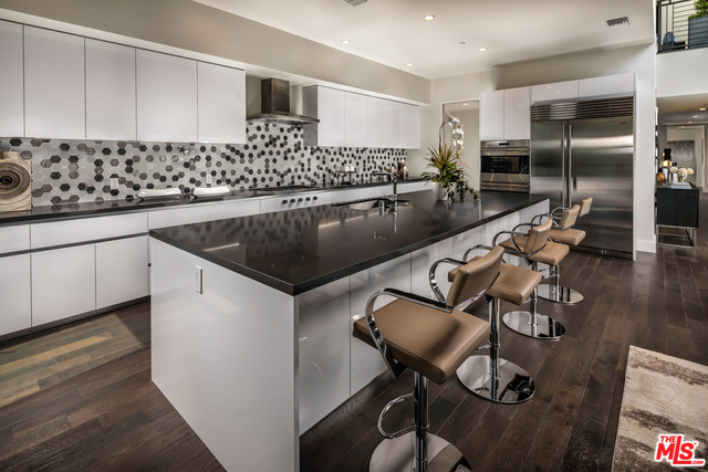 330 W Green Street, Pasadena, CA, 91105 330 W Green Street