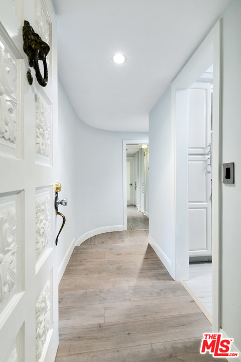 3 Bed Home for Sale in Los Angeles, California