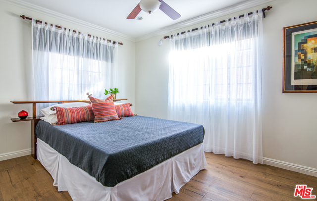  Income Home for Sale in Los Angeles, California