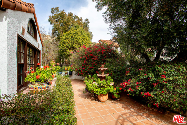 4 Bed Home for Sale in Westlake Village, California