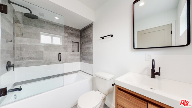  Income Home for Sale in Los Angeles, California
