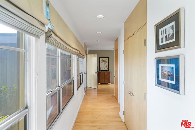 4 Bed Home for Sale in Los Angeles, California