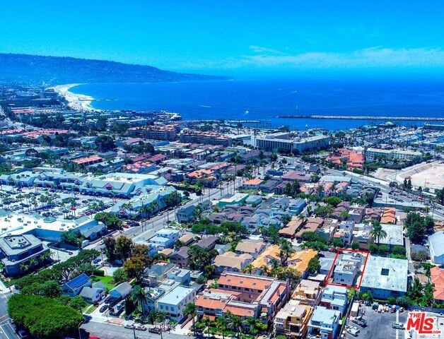 520 FRANCISCA Avenue, Redondo Beach, California 90277, ,Residential Income,Sold,FRANCISCA,19433616