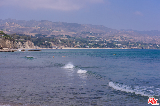 5 Bed Home for Sale in Malibu, California