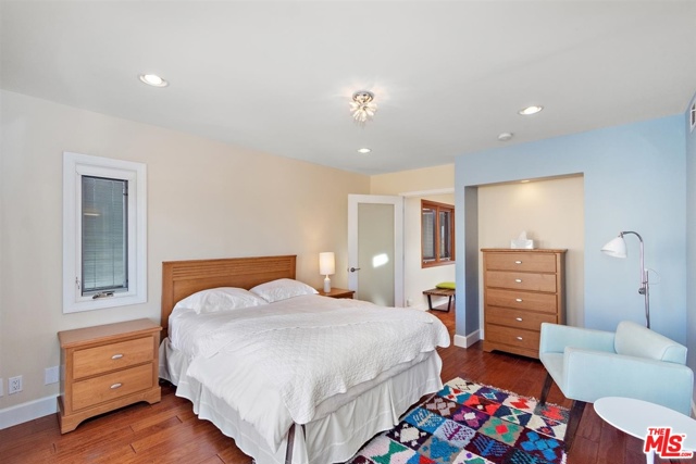 3 Bed Home for Sale in Playa del Rey, California