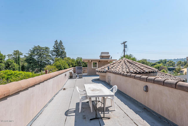 5 Bed Home for Sale in Sherman Oaks, California