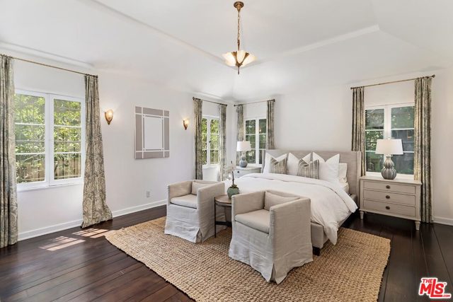 3 Bed Home for Sale in Los Angeles, California