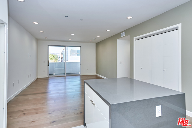 2 Bed Home for Sale in Los Angeles, California