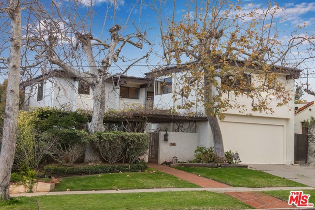 Photo of 589 RADCLIFFE Avenue, Pacific Palisades, CA 90272
