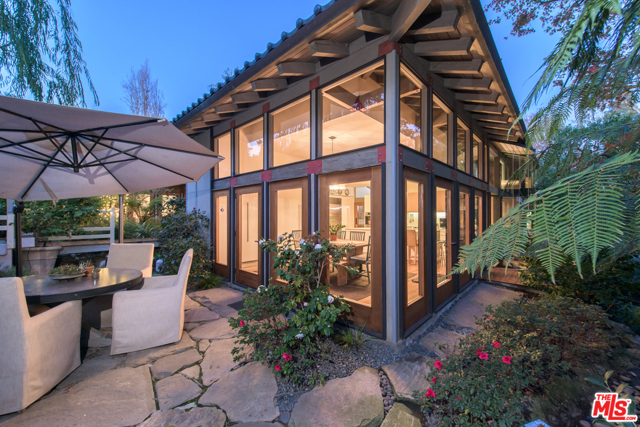 3 Bed Home for Sale in Los Angeles, California