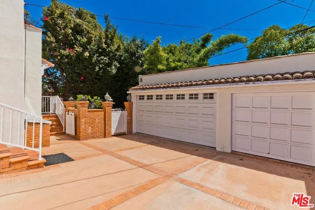3 Bed Home for Sale in Los Angeles, California