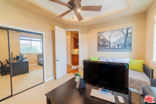 2417 CARNEGIE Lane, Redondo Beach, California 90278, 4 Bedrooms Bedrooms, ,3 BathroomsBathrooms,Residential,Sold,CARNEGIE,19491110
