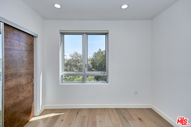 2 Bed Home for Sale in Los Angeles, California