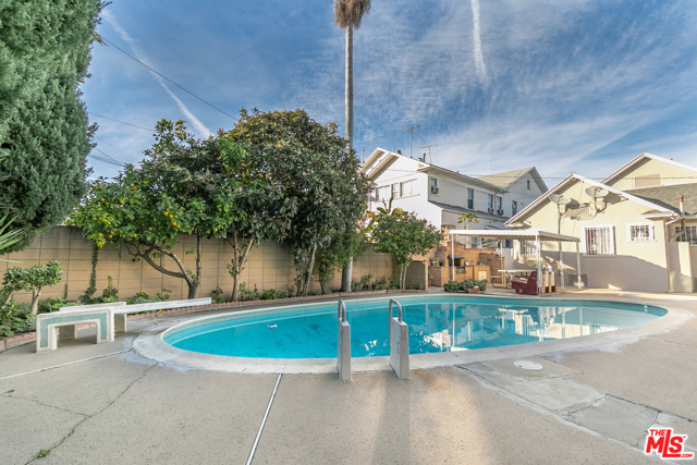 3 Bed Home for Sale in Los Angeles, California