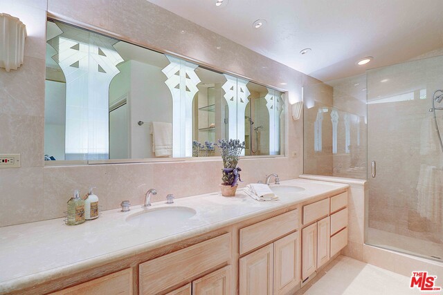 5465 MIDDLECREST Road, Rancho Palos Verdes, California 90275, 4 Bedrooms Bedrooms, ,2 BathroomsBathrooms,Residential,Sold,MIDDLECREST,19465646
