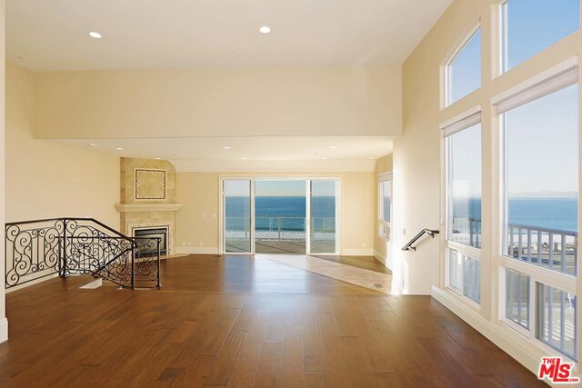 1600 ESPLANADE, Redondo Beach, California 90277, 3 Bedrooms Bedrooms, ,3 BathroomsBathrooms,Residential,Sold,ESPLANADE,17216260