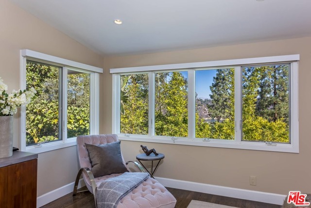 4 Bed Home for Sale in Los Angeles, California