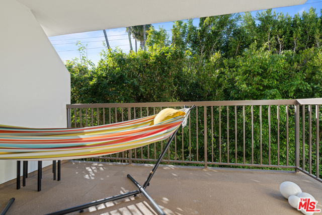 1 Bed Home for Sale in West Hollywood, California