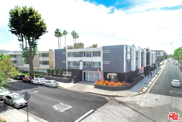 Photo of 5505 ZELZAH Avenue, Encino, CA 91316