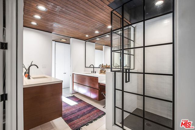 3 Bed Home for Sale in Los Angeles, California