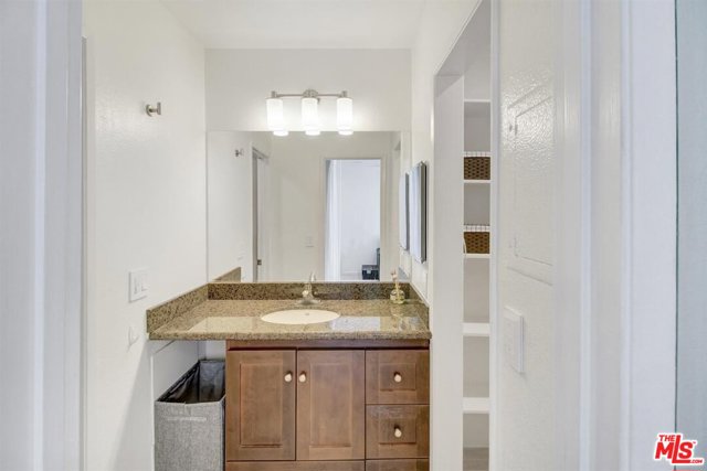 Home for Sale in Los Angeles, California