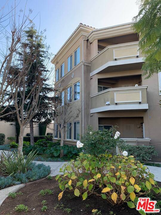 2750 Artesia Boulevard, Redondo Beach, California 90278, 2 Bedrooms Bedrooms, ,1 BathroomBathrooms,Residential,Sold,Artesia,21677272