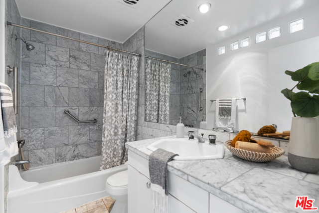 1 Bed Home for Sale in West Hollywood, California