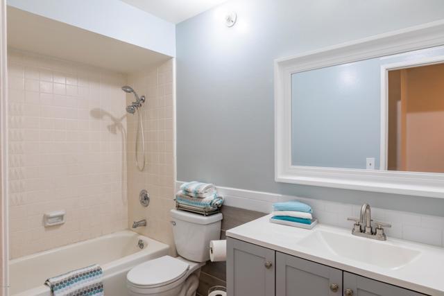 6 Bed Home for Sale in Thousand Oaks, California