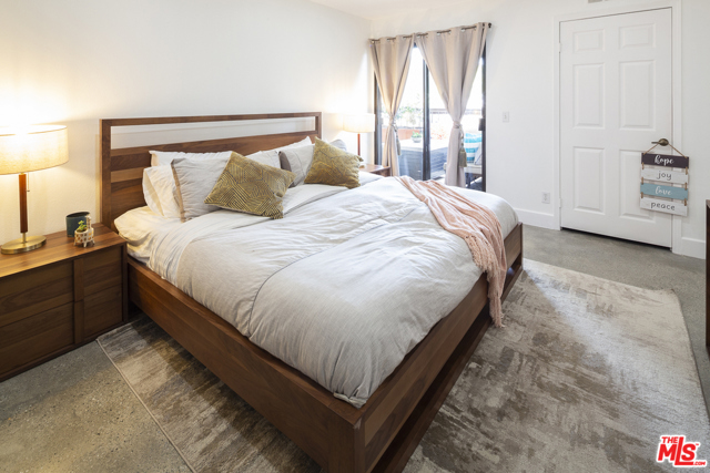 2 Bed Home for Sale in Playa del Rey, California