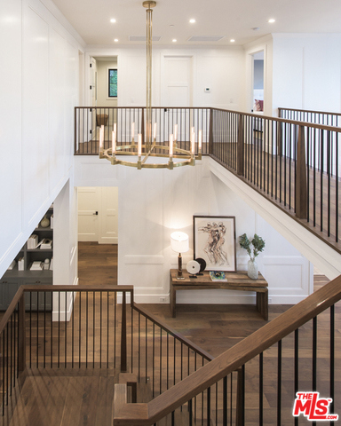 6 Bed Home for Sale in Pacific Palisades, California