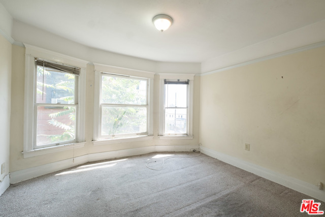  Income Home for Sale in Los Angeles, California