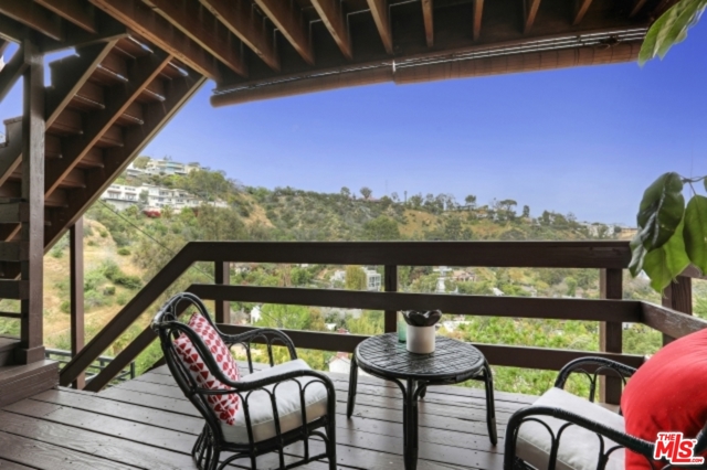 5 Bed Home for Sale in Los Angeles, California