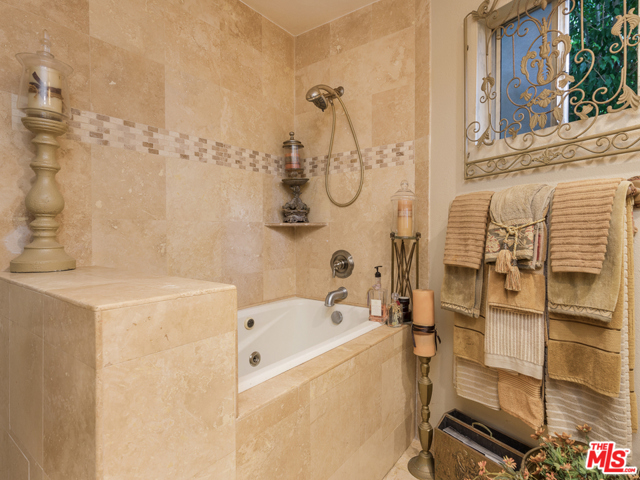 5718 Ravenspur Drive, Rancho Palos Verdes, California 90275, 2 Bedrooms Bedrooms, ,2 BathroomsBathrooms,Residential,Sold,Ravenspur,20643322