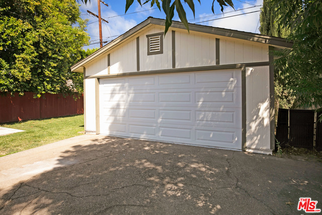 3 Bed Home for Sale in Sherman Oaks, California