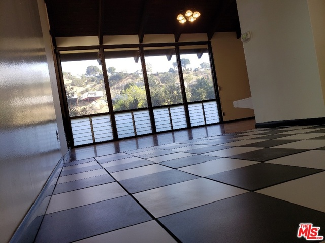 3 Bed Home for Sale in Sherman Oaks, California