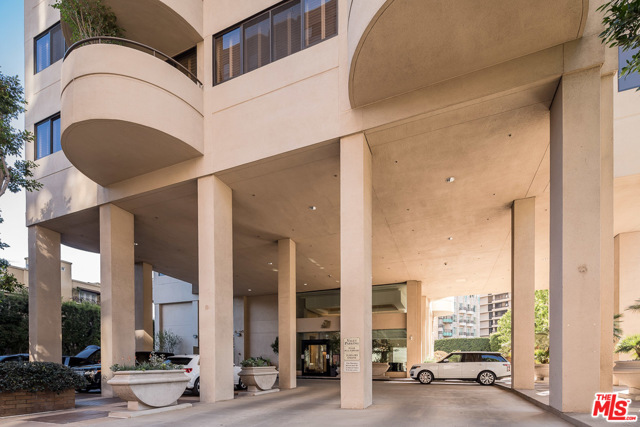 2 Bed Home for Sale in Los Angeles, California