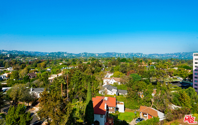 1 Bed Home for Sale in Los Angeles, California