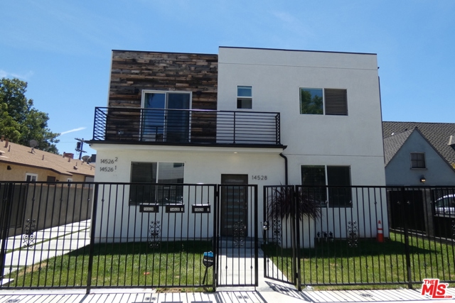 Photo of 14528 KILLION Street, Sherman Oaks, CA 91411