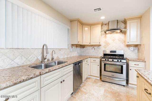 4 Bed Home for Sale in Thousand Oaks, California