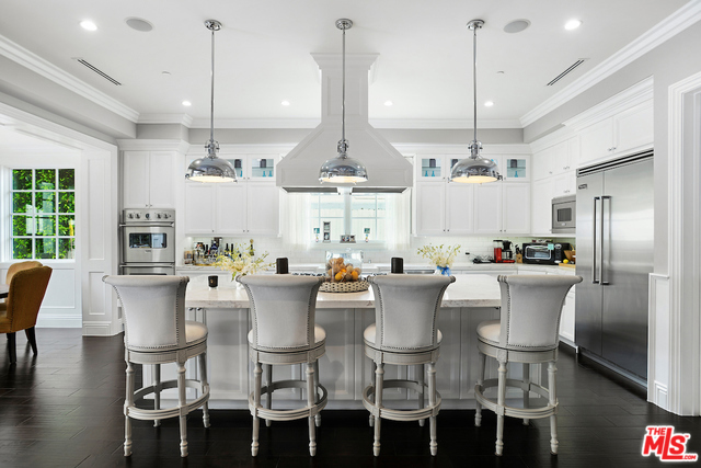 Photo of 554 MUSKINGUM Avenue, Pacific Palisades, CA 90272